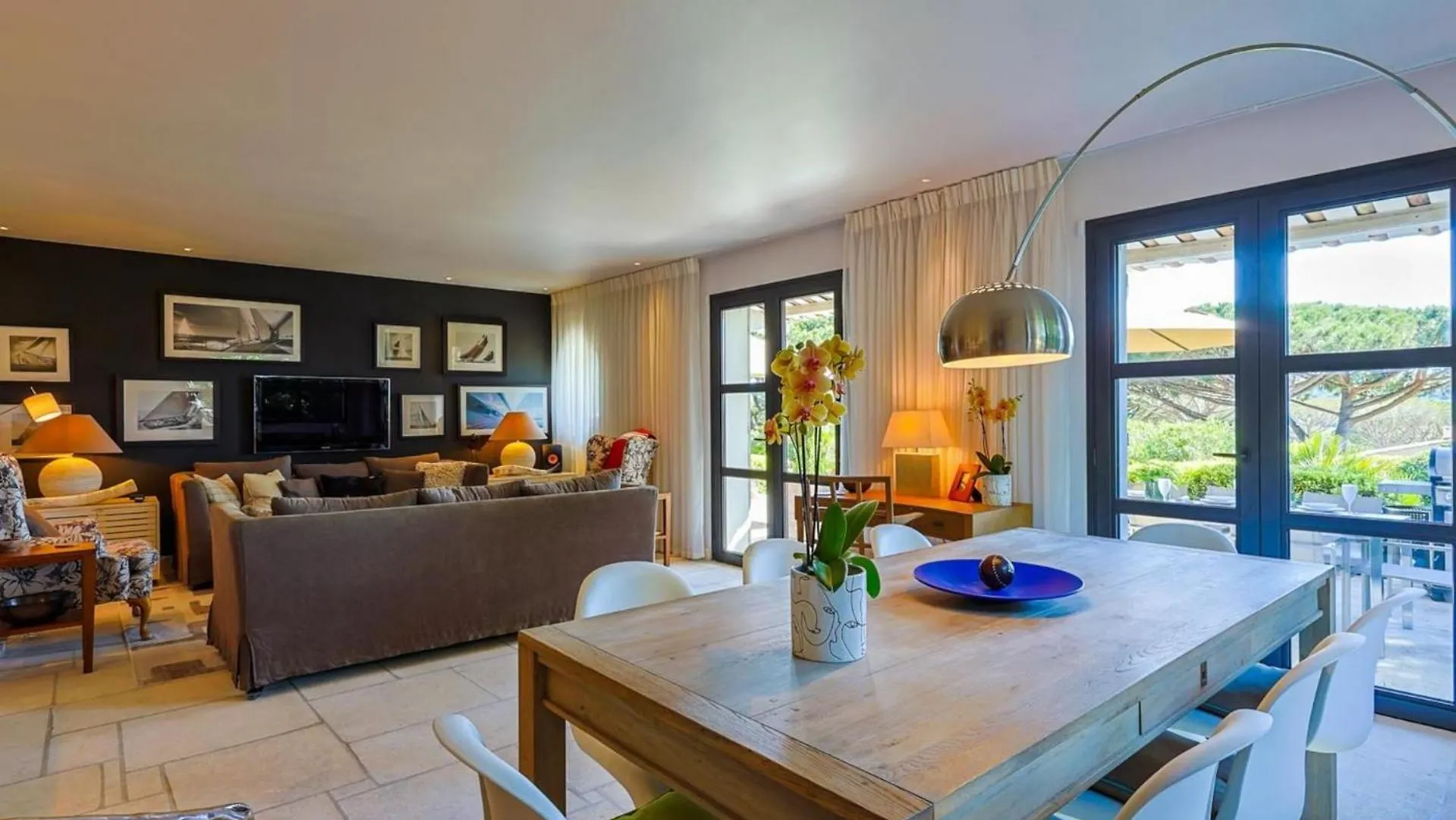 Maison Aurore Sainte Maxime 0*, Sainte-Maxime