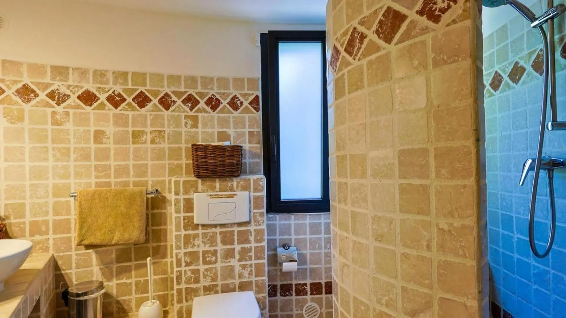 Maison Aurore Sainte Maxime 0*, Sainte-Maxime